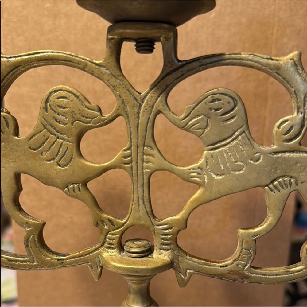 Elegant Brass Candelabra with Lion Design - Picture 7 of 7